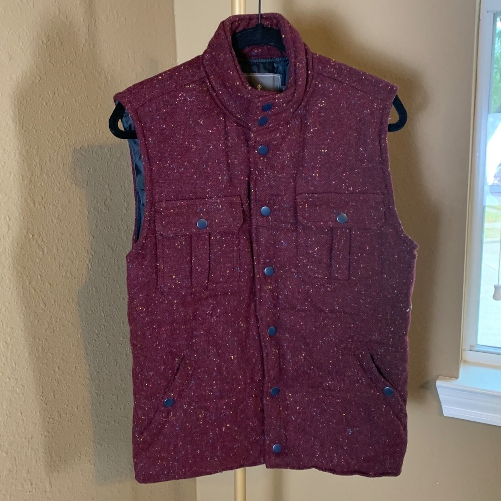 Hawking’s McGill Burgundy Wool Blend Quilted Vest | Size S